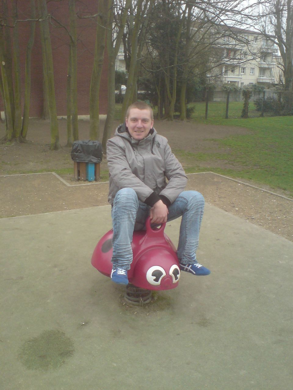 Вася Білоус | Paris