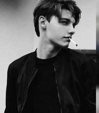 Юрий Титов