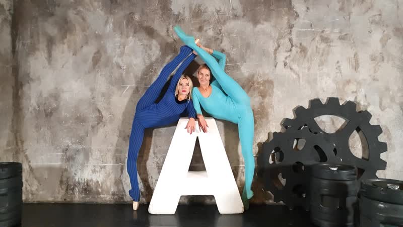 Two Flexible Ballerinas. Oversplit