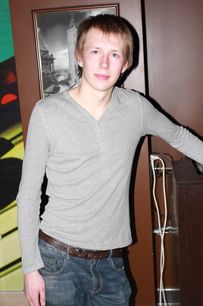 Саня Петров AmsTeL | Буча