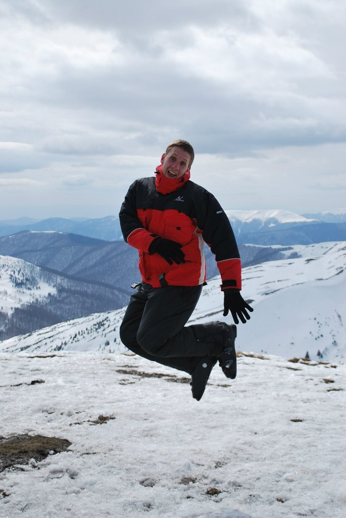 Максим Липецкий ---------34---------- | Днепр (Днепропетровск)