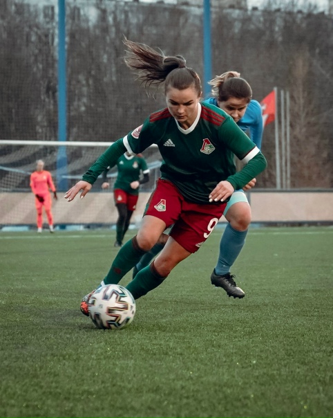 Женская футбольная команда локомотив москва Женская футбольная команда локомотив москва